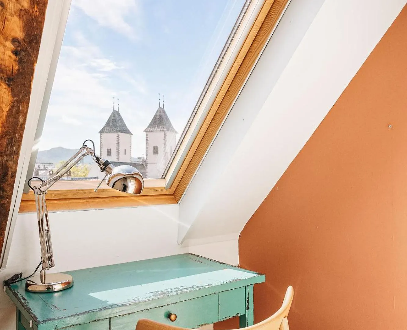 Dinbnb Home L Historic 4Br House L 2 Free Parking L Balcony&Terrace Bergen Ferienhaus